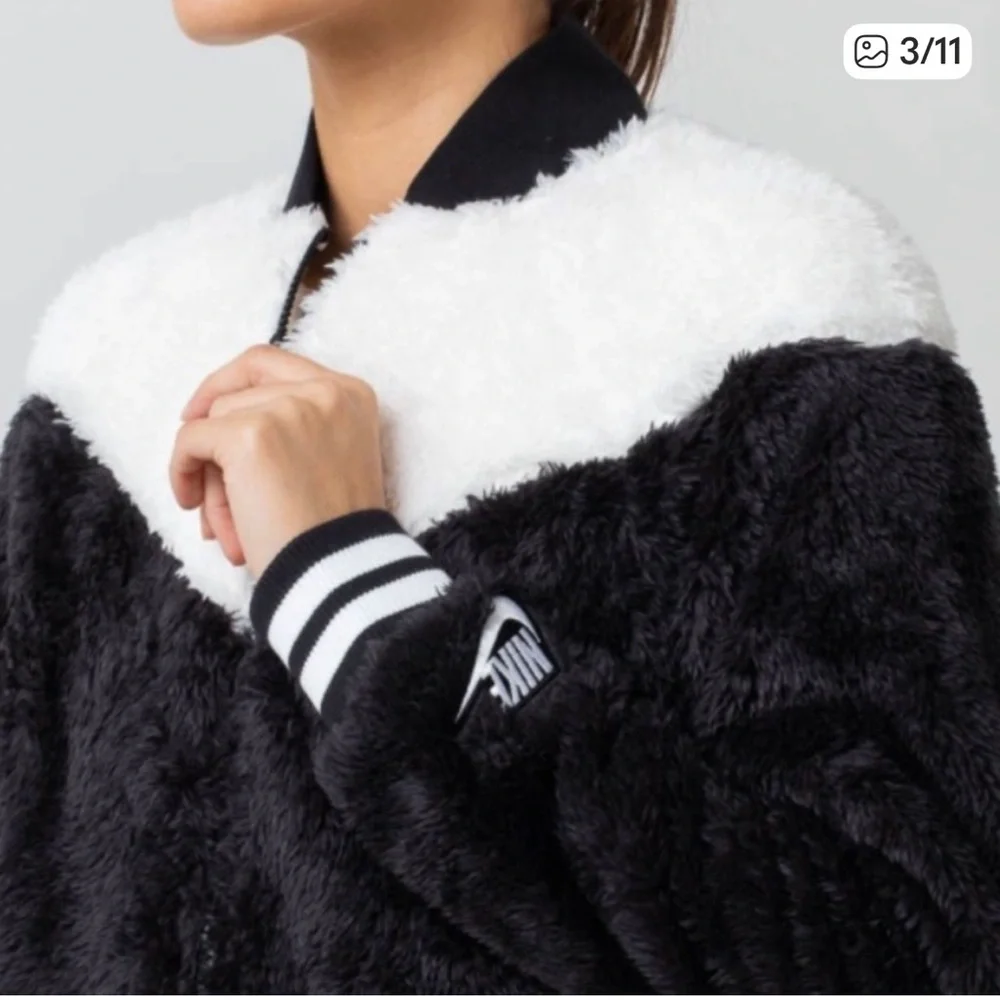NIKE Sherpa Black & White Panda Full Zip Sportswear Jacket, Size XL